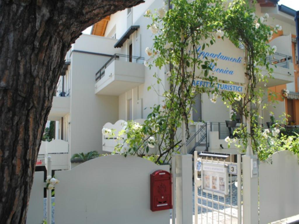 Monica Appartamenti Σιρμιόνε Εξωτερικό φωτογραφία
